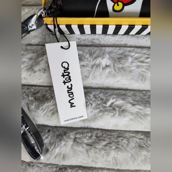 Marc Tetro Boston Terrier Black Dog Wallet Wristlet NWT - Picture 3 of 9